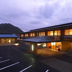 4* 료칸 시코츠코 다이이치 스이잔테이