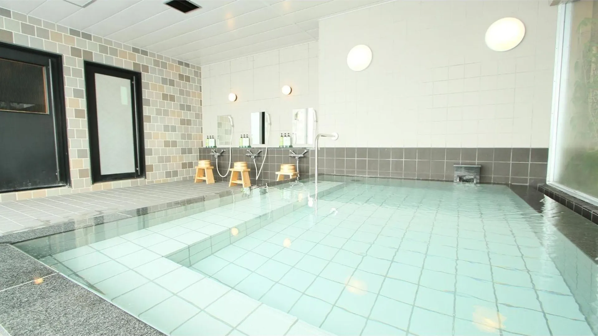 Hotel Areaone Chitose - Vacation Stay 96125V 0*, צ'יטוסה